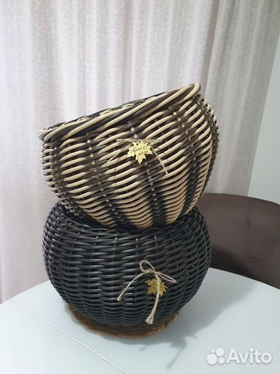 Кашпо из ротанга ручной работы