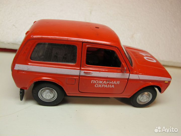 Модель автомобиля Нива пожарная охрана 01