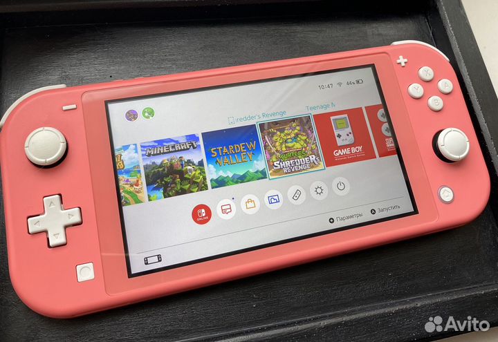 Nintendo Switch Lite / коралловый цвет