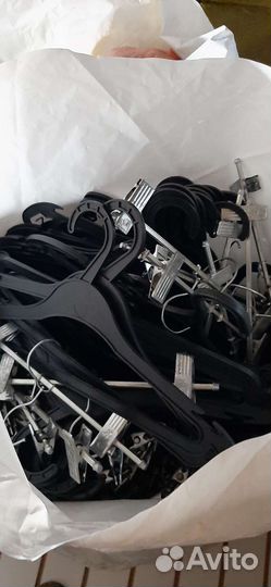 Вешалки плечики