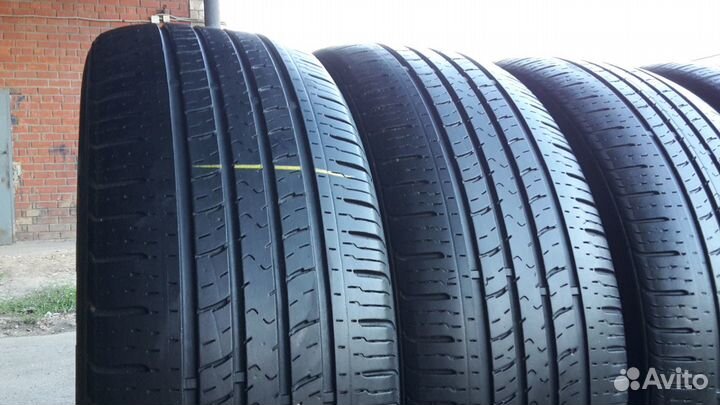 Kumho Solus KH16 225/55 R19