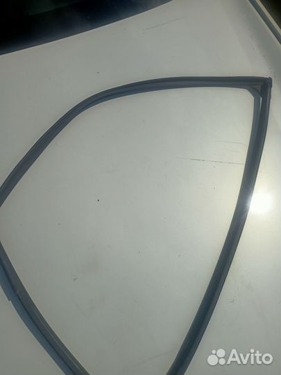 Уплотнитель стекла передней левой двери Coolray Ge