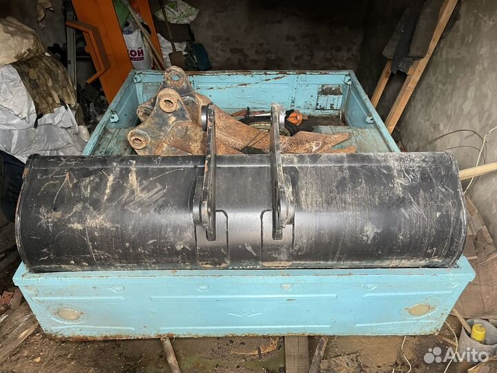 Планировочный ковш case st 570