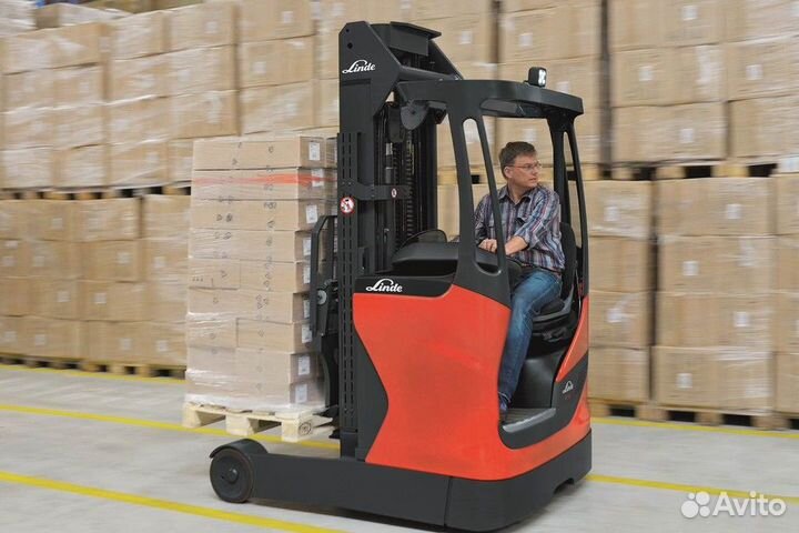 Водитель штабелера вахта