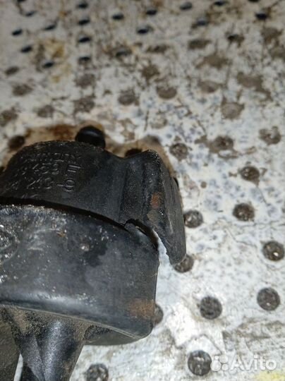 Клапан вентиляции топливного бака Volkswagen Passa