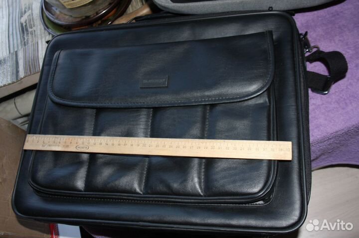 Сумки чехлы кейсы рюкзаки для больших ноутбуков