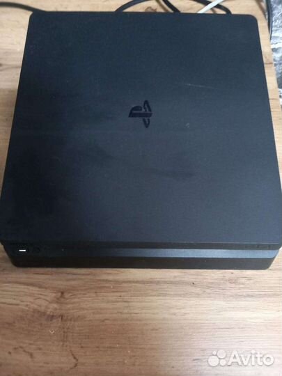 Sony playstation 4 PS4 slim 1tb