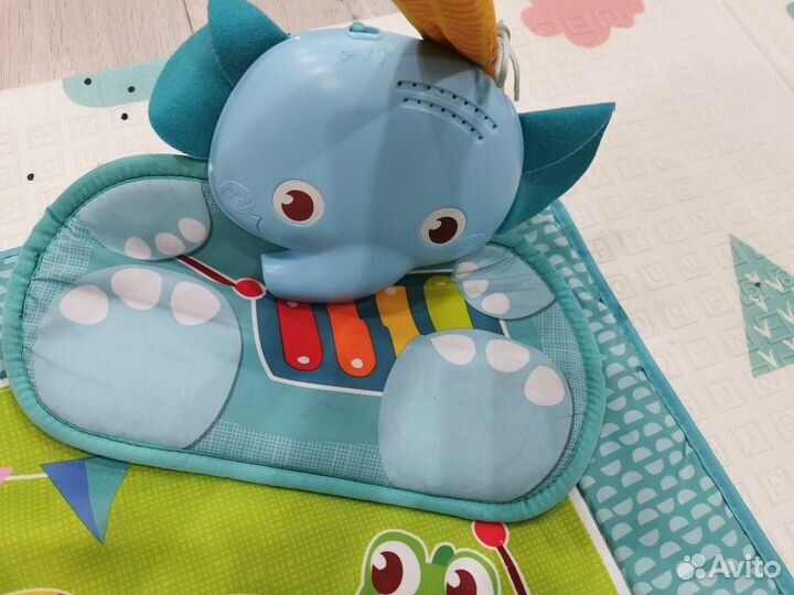 Развивающий коврик tiny love