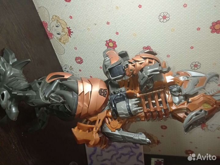 Игрушка-трансформер 