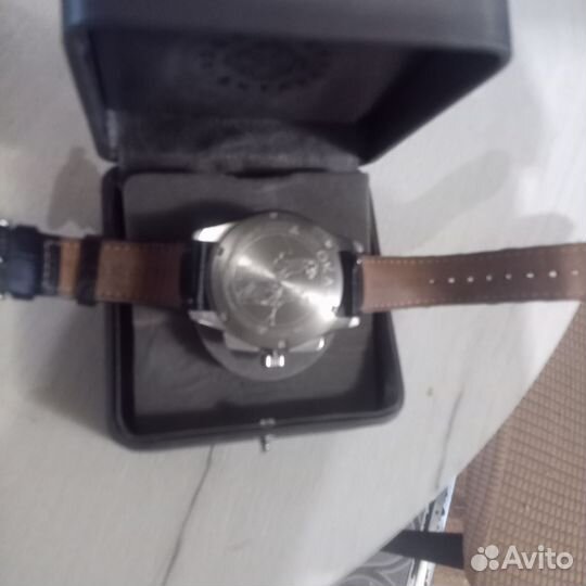 Наручные часы