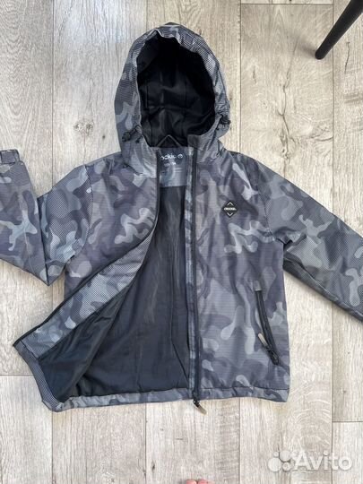 Куртка демисезонная для мальчика 122 см