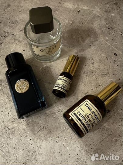 Пустые флаконы от парфюма