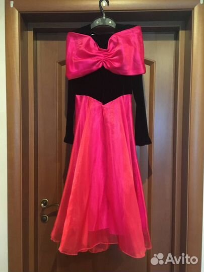 Платье на 140-150. Б\у в идеале