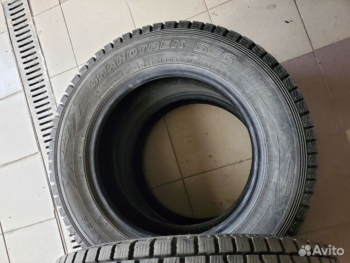 Dunlop Grandtrek SJ6 225/65 R17 101Q