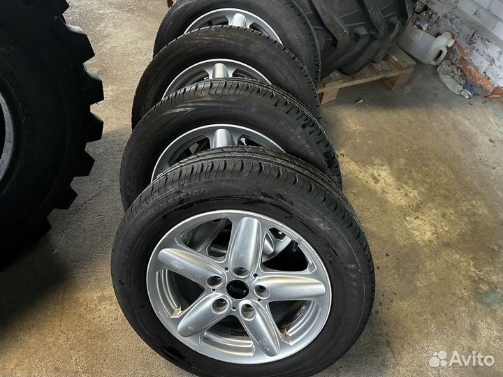 Комплект летних колёс на Mini Countryman