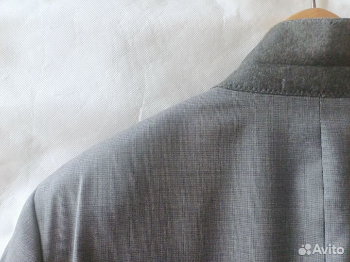 Boss новый пиджак мужской классический 50 L