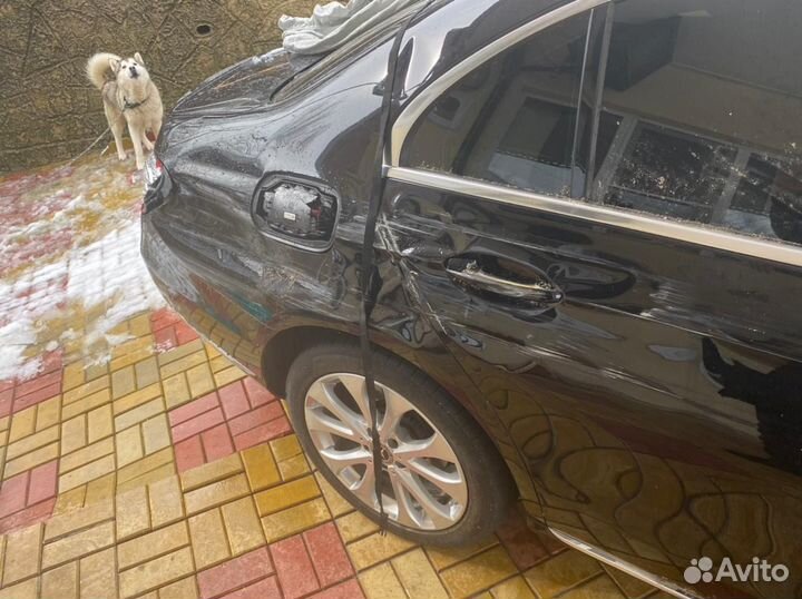 Запчасти на w213