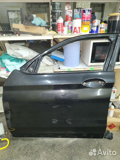 Передняя левая дверь на BMW X4 (G 02)