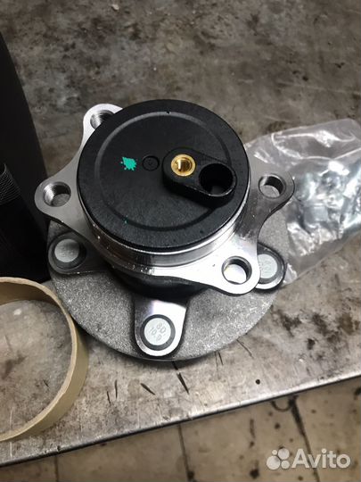 Ступица задняя с подшипником Lancer X, 8 / ASX