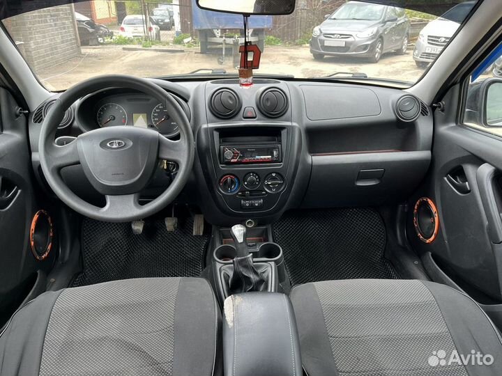 LADA Granta 1.6 МТ, 2013, 176 000 км