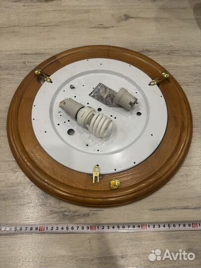 Светильник потолочный (сломано крепление)