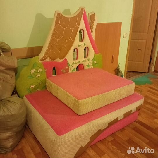 Диван кровать