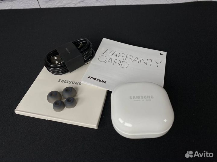 Беспроводные наушники samsung Galaxy buds