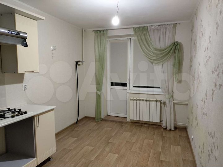 1-к. квартира, 40 м², 1/5 эт.