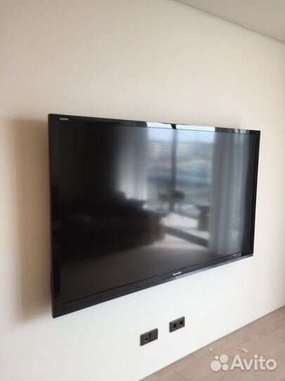 Монтаж телевизора на стену / Мастер на час