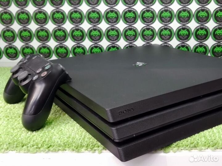 Приставки PS4 PRO и Xbox One X
