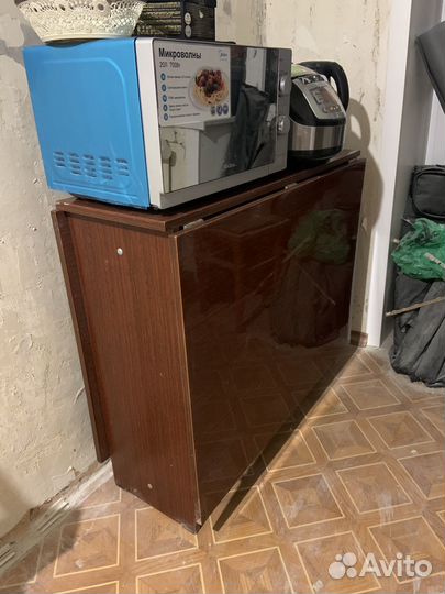 Стол книжка бу