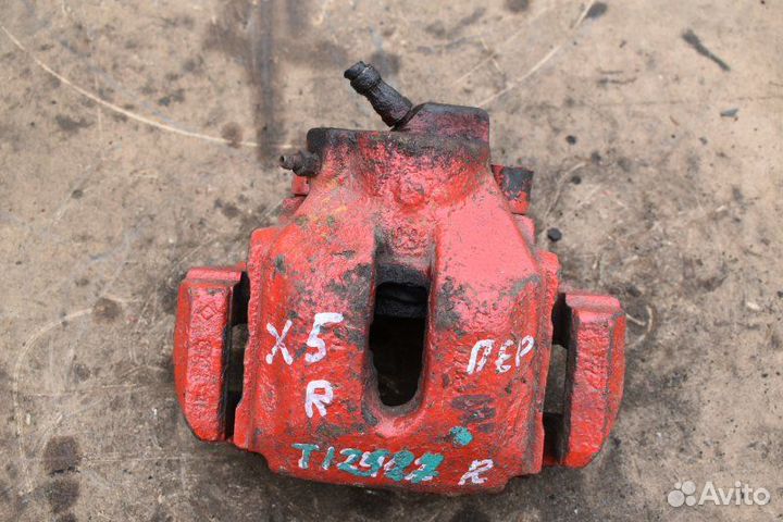 Суппорт тормозной передний правый Bmw X5 E53 M54