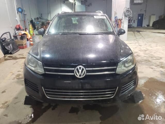 В Разбор Volkswagen Touareg 2015