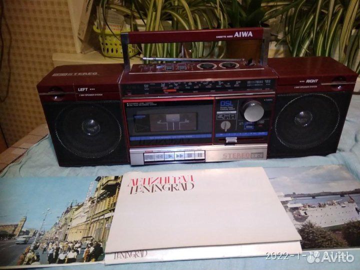 Магнитола редкая aiwa-CS240 (не использовалась)