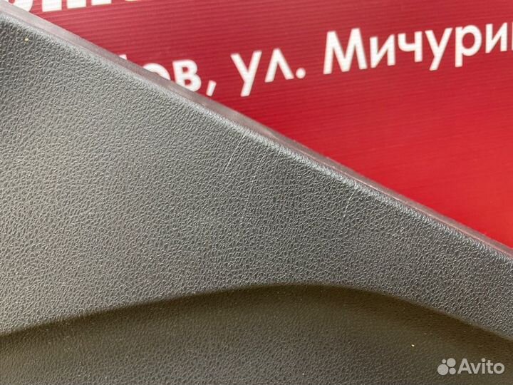 Обшивка боковой двери задняя левая LADA X-Ray