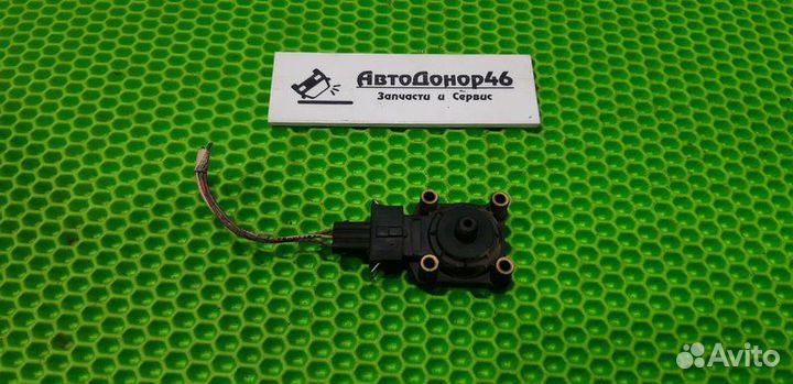 Датчик давления топлива двигателя M112 Mercedes