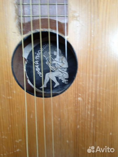 Акустическая гитара орфей