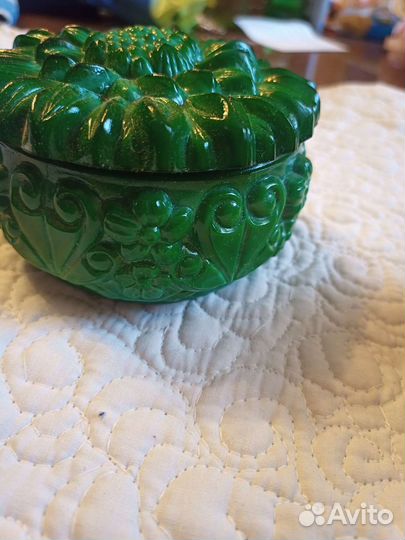 Малахитовая шкатулка