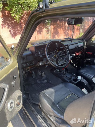 LADA 4x4 (Нива) 1.7 МТ, 2004, 110 000 км