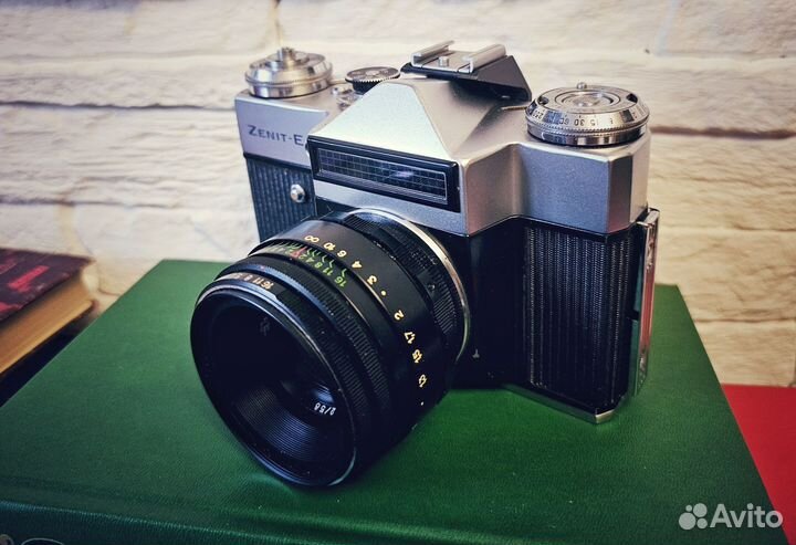 Зеркаленьные фотокамеры Зенит
