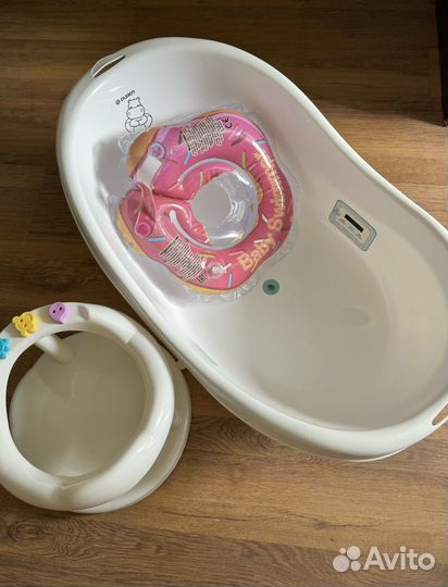 Ванночка для купания с термометром
