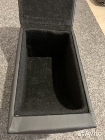 Подлокотник