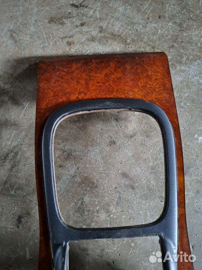 Центральный консоль на Porsche Cayenne