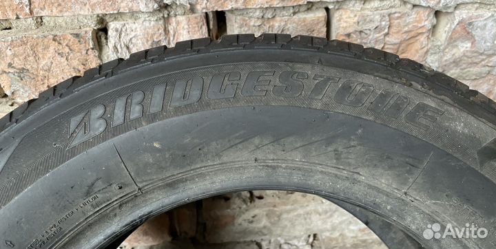 Bridgestone Blizzak LM-18 225/60 R15