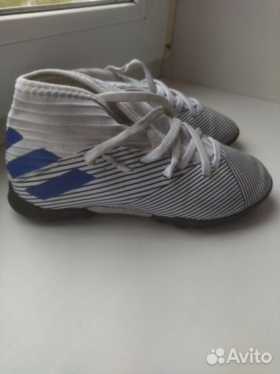 Футбольные бутсы сороконожки 29 размер adidas