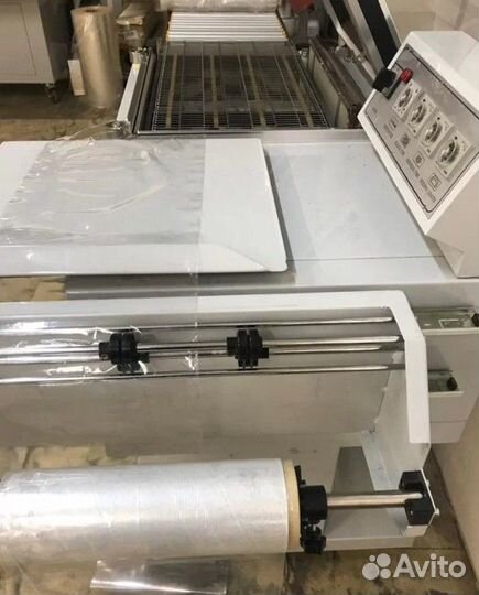 Тepмоусaдочный упaковочный аппаpат BSF5540 в сборе