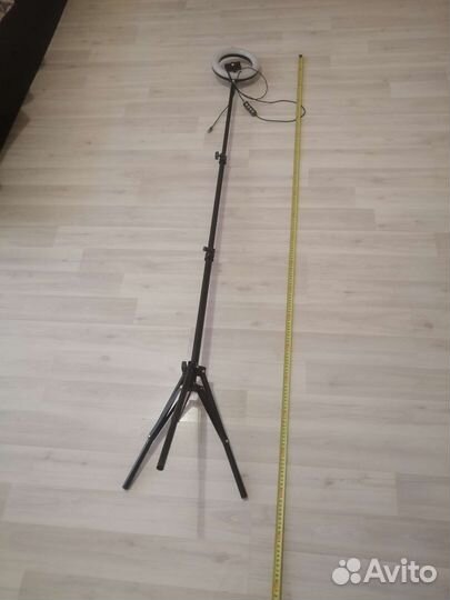 Кольцевая лампа штатив