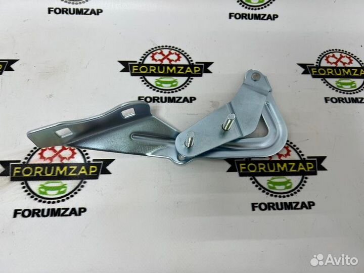 Петля капота передняя правая Ford Focus 2005-2011