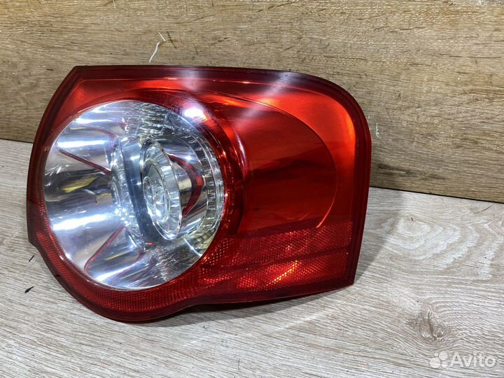 Фонарь задний правый VW Passat B6 Арт. 111591