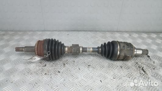 Привод передний левый toyota auris E150 (5LV26KS01)
